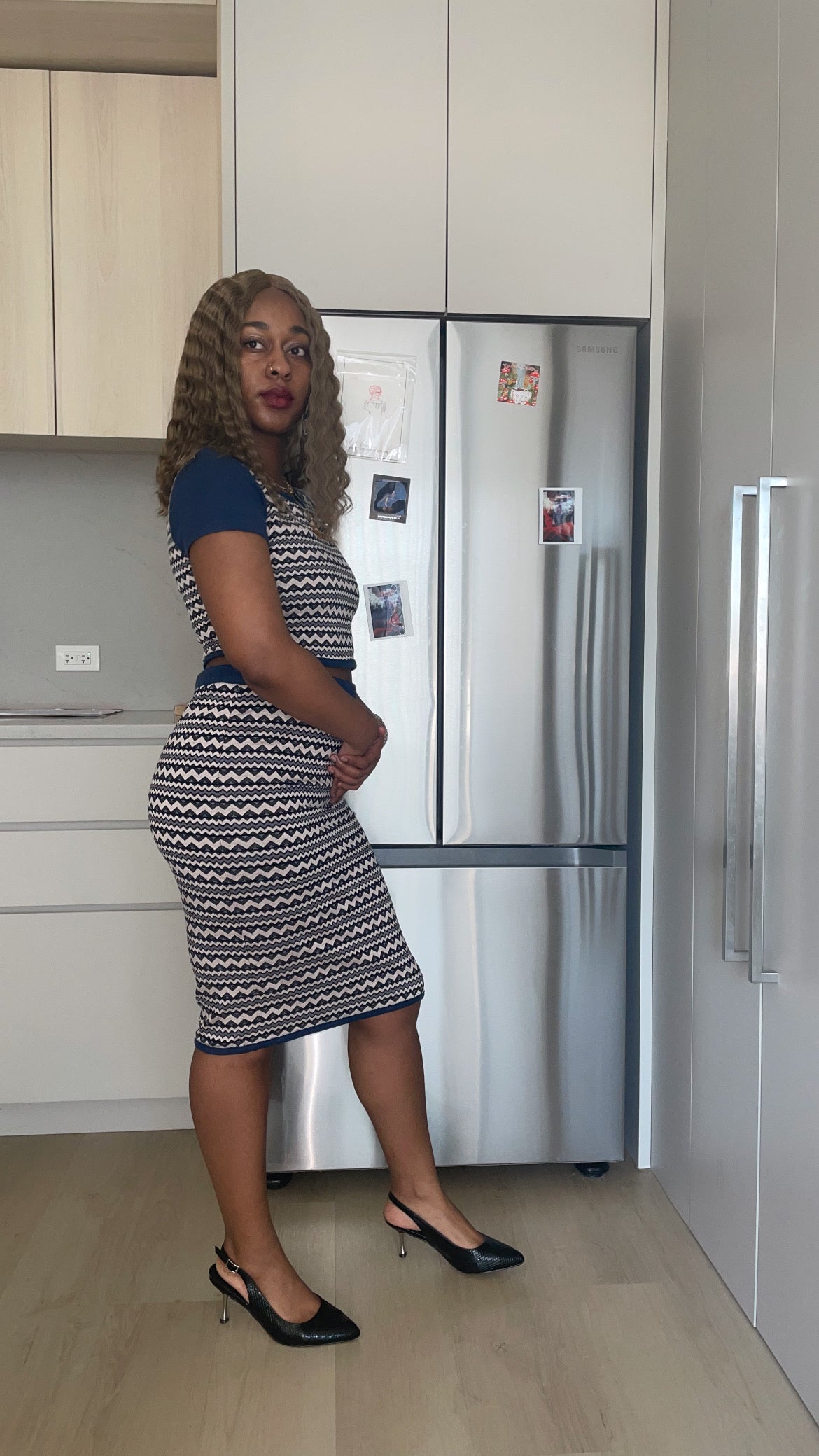 Navy & White Geometrical Pattern Short Sleeve Crop Top & High-waisted Pencil Skirt Two Piece Set