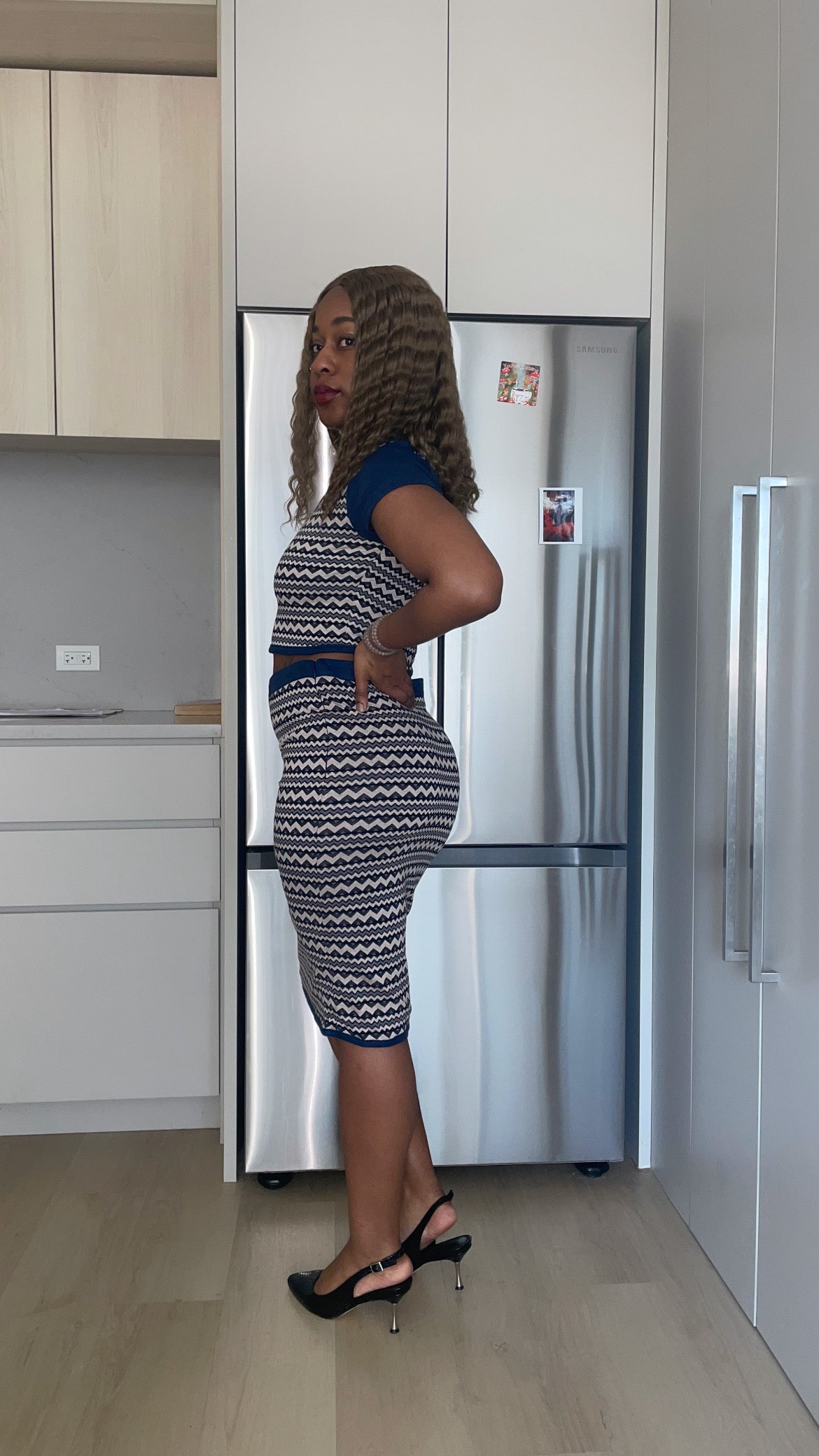 Navy & White Geometrical Pattern Short Sleeve Crop Top & High-waisted Pencil Skirt Two Piece Set