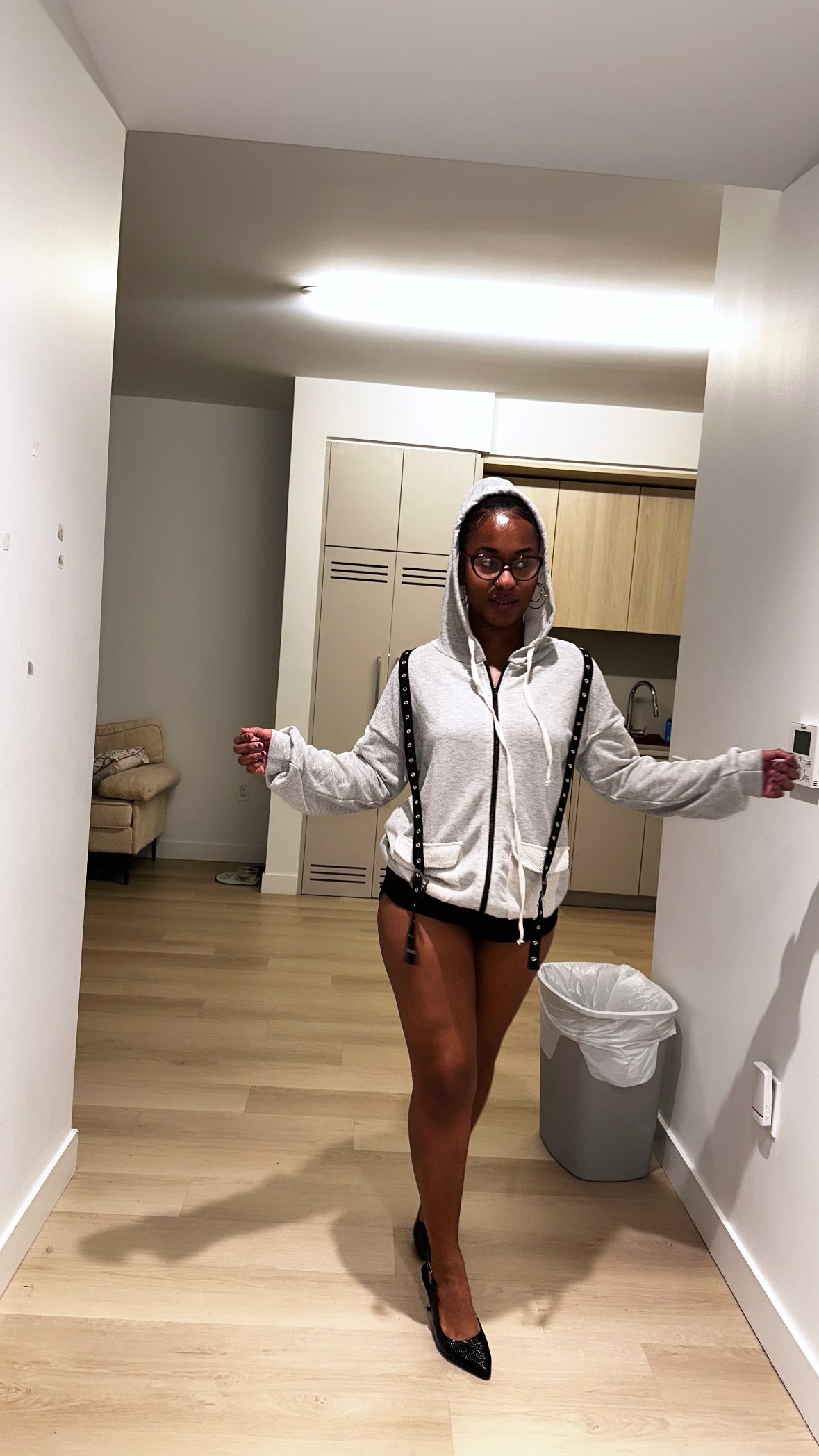 Belt & Reversed Details Zip-up Hooded Sweater